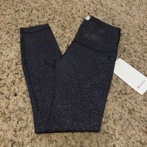 Lululemon wunder train HR tight 25”